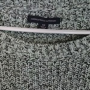 A&E super cozy sweater. Fall wardrope staple!